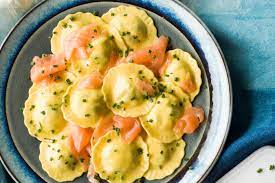 Ravioli/saumon  encre de seiche 250g