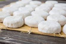 Petit fromage de chèvre frais la pièce