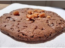 maxi cookies choco et éclats de caramel 80g