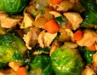 Poêlée de poulet aux choux de Bruxelles