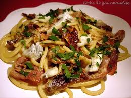 Sauce tomate et gorgonzola