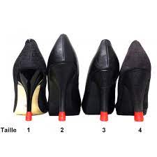Talons aiguille en fer
