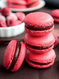 Macaron lait/framboise par 6