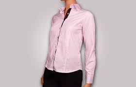 chemisier sur cintre