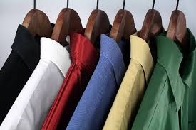 Chemise sur cintre