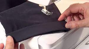 ourlet machine avec revers ou fentes