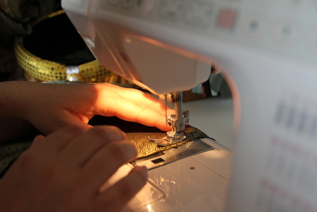 Pose de fermeture de jupe/robe invisible au delà de 40cm/skirt zip fastening