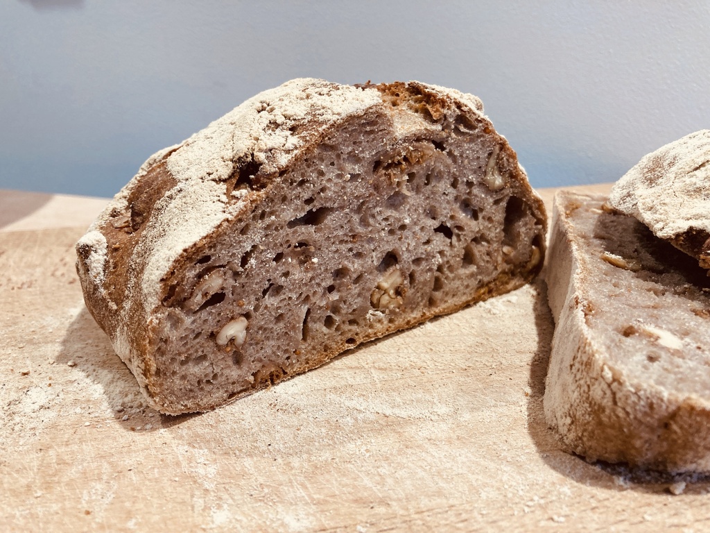 Pain aux Figues & Noix (levain de seigle, farine bise) 500g Site Merci Oscar!